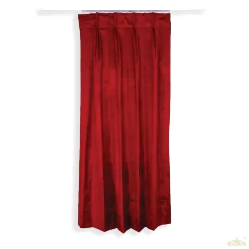 Panel curtains with pleats in burgundy colour