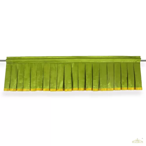 Pale green box pleated valance hanging